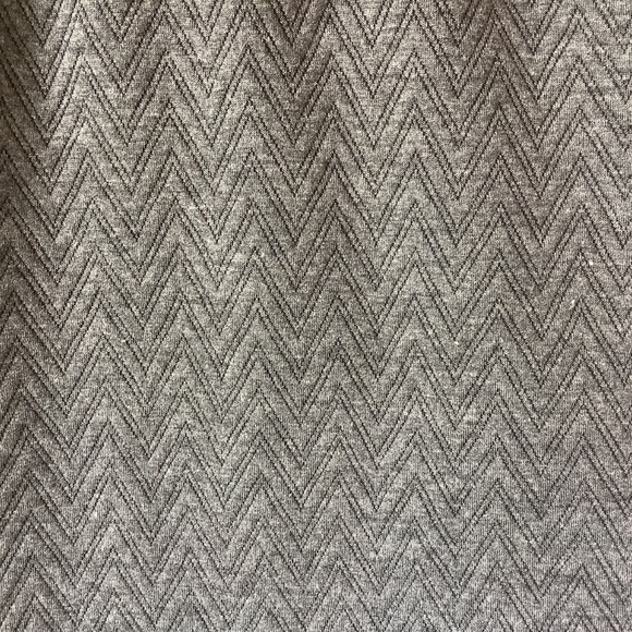 Candie’s Gray Zig-Zag Mini Skirt Pull On with Faux Suede Waist Band Small - Picture 6 of 9